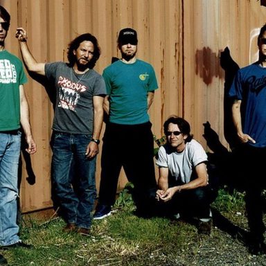 Pearl Jam photo 18