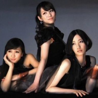 Perfume photo 60
