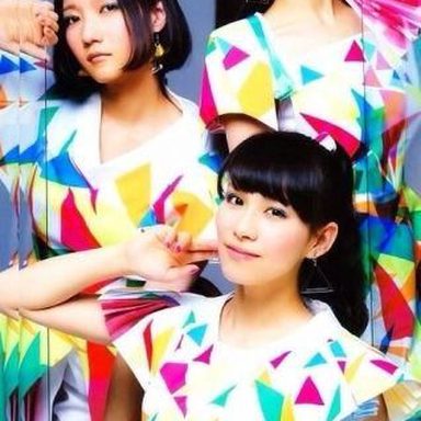 Perfume photo 16