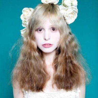 Petite Meller photo 14