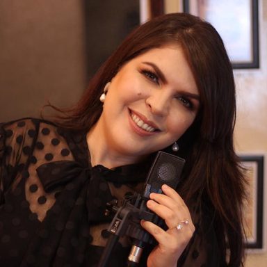 Priscilla Fernandes photo 10