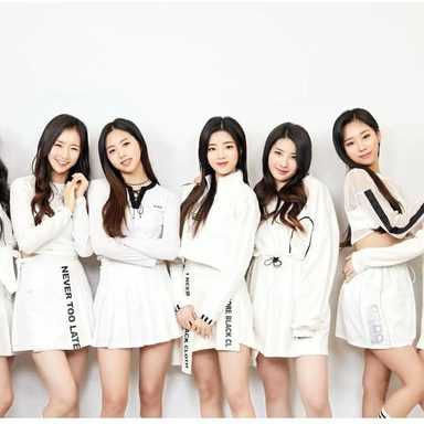 PURPLE KISS photo 37