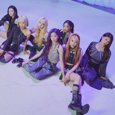 PURPLE KISS photo 33