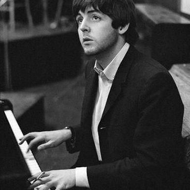 Paul McCartney photo 11