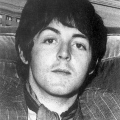 Paul McCartney photo 32