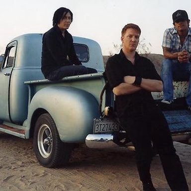 Queens Of The Stone Age photo 24