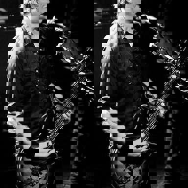 Queens Of The Stone Age photo 20