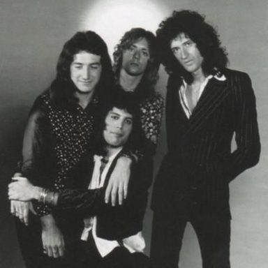 Queen photo 84