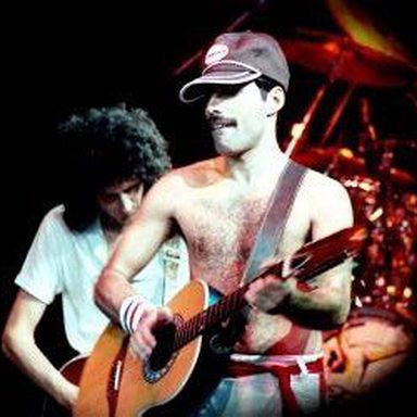 Queen photo 102