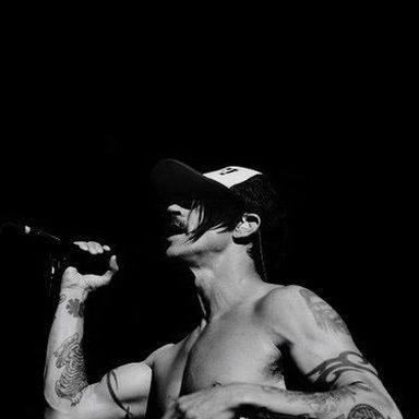 Red Hot Chili Peppers photo 55