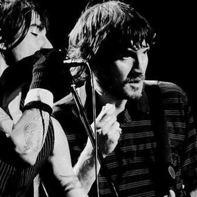 Red Hot Chili Peppers photo 39