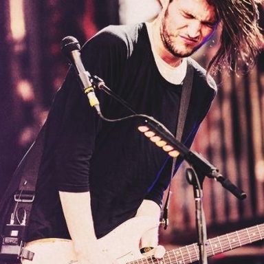 Red Hot Chili Peppers photo 28