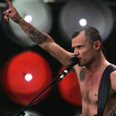 Red Hot Chili Peppers photo 26