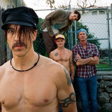 Red Hot Chili Peppers photo 61