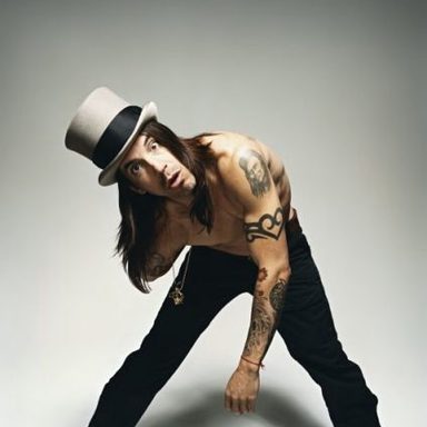 Red Hot Chili Peppers photo 43