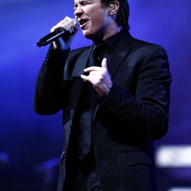Rick Astley photo 46