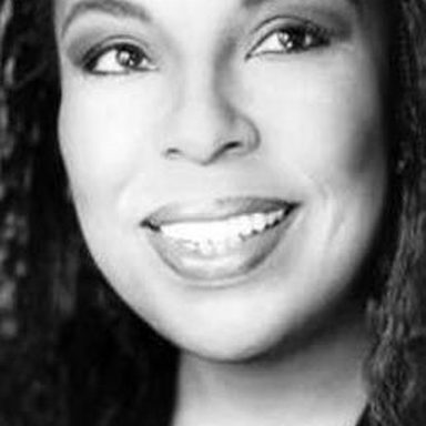 Roberta Flack photo 14