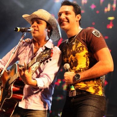 Roger E Robson