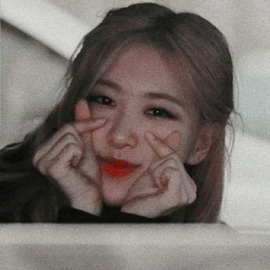 ROSÉ photo 34