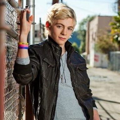 Ross Lynch photo 25