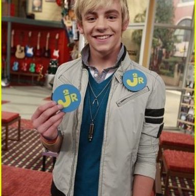 Ross Lynch photo 34
