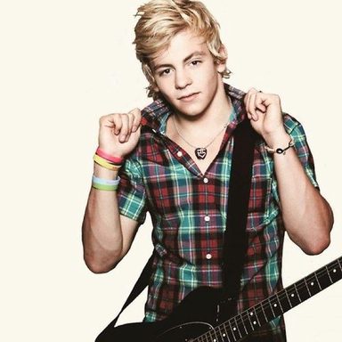 Ross Lynch photo 17