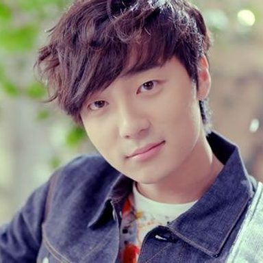 Roy Kim photo 11