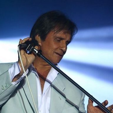 Roberto Carlos photo 11