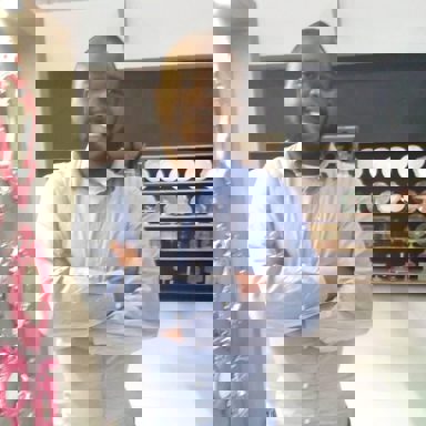 Sam Oliveira photo 17