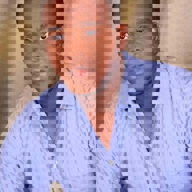 Sam Oliveira photo 16