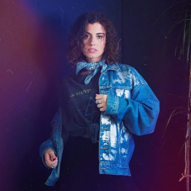 Sara Diamond photo 15