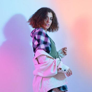Sara Diamond photo 12