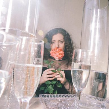 Sara Diamond photo 20