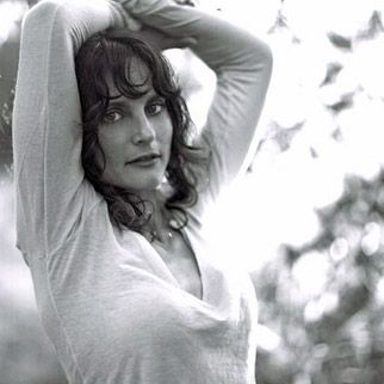 Sara Melson photo 17