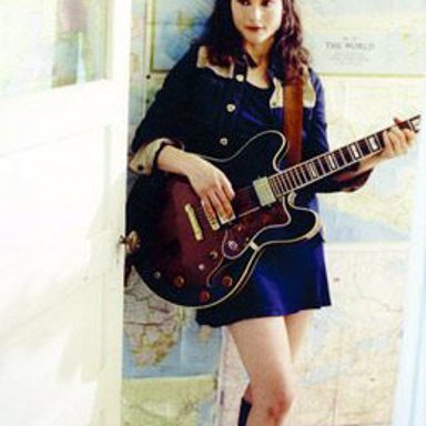 Sara Melson photo 15