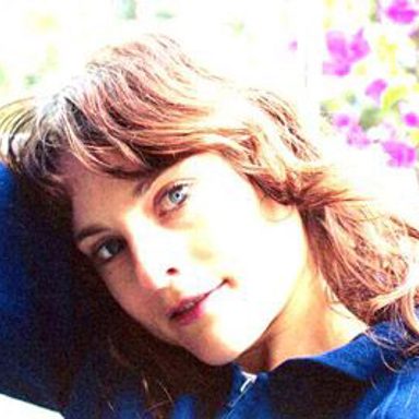 Sara Melson photo 19