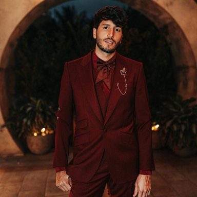 Sebastián Yatra photo 13