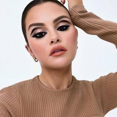 Selena Gomez photo 198