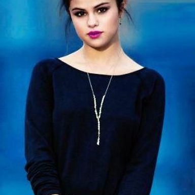 Selena Gomez photo 376