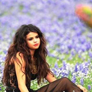 Selena Gomez photo 497