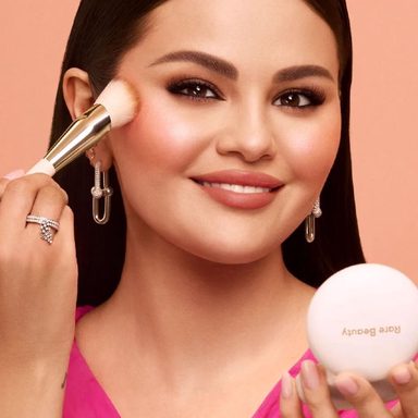 Selena Gomez photo 34