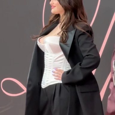 Selena Gomez photo 92