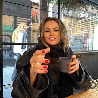 Selena Gomez photo 121