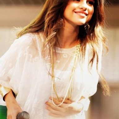 Selena Gomez photo 495