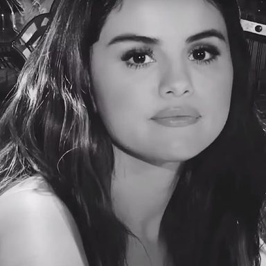 Selena Gomez photo 270