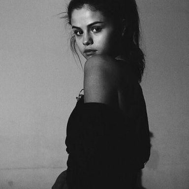 Selena Gomez photo 388