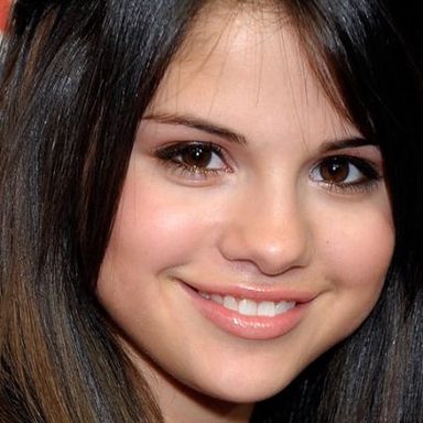 Selena Gomez photo 644