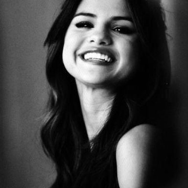 Selena Gomez photo 341