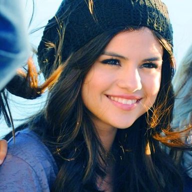 Selena Gomez photo 541