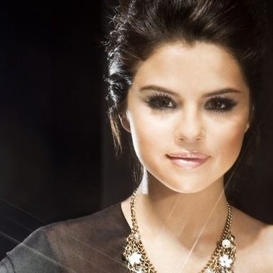 Selena Gomez photo 605